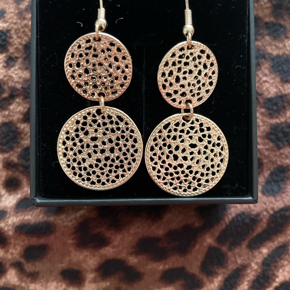 WOMENS JEWELRY
